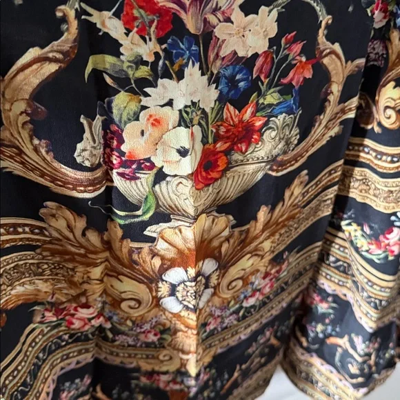 Camilla Friend In Flora Raglan Sleeve Silk - Picture 10 of 15